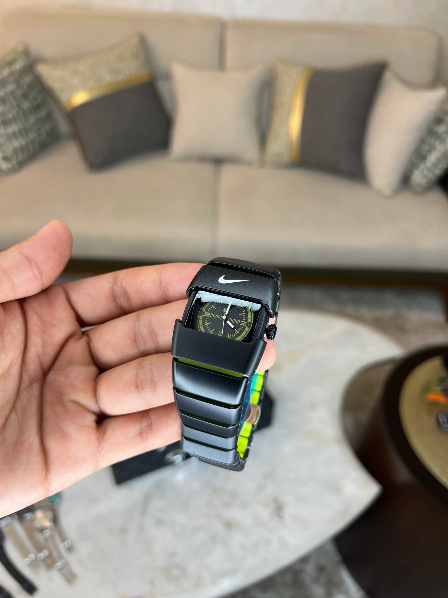 Nike Tech ساعة